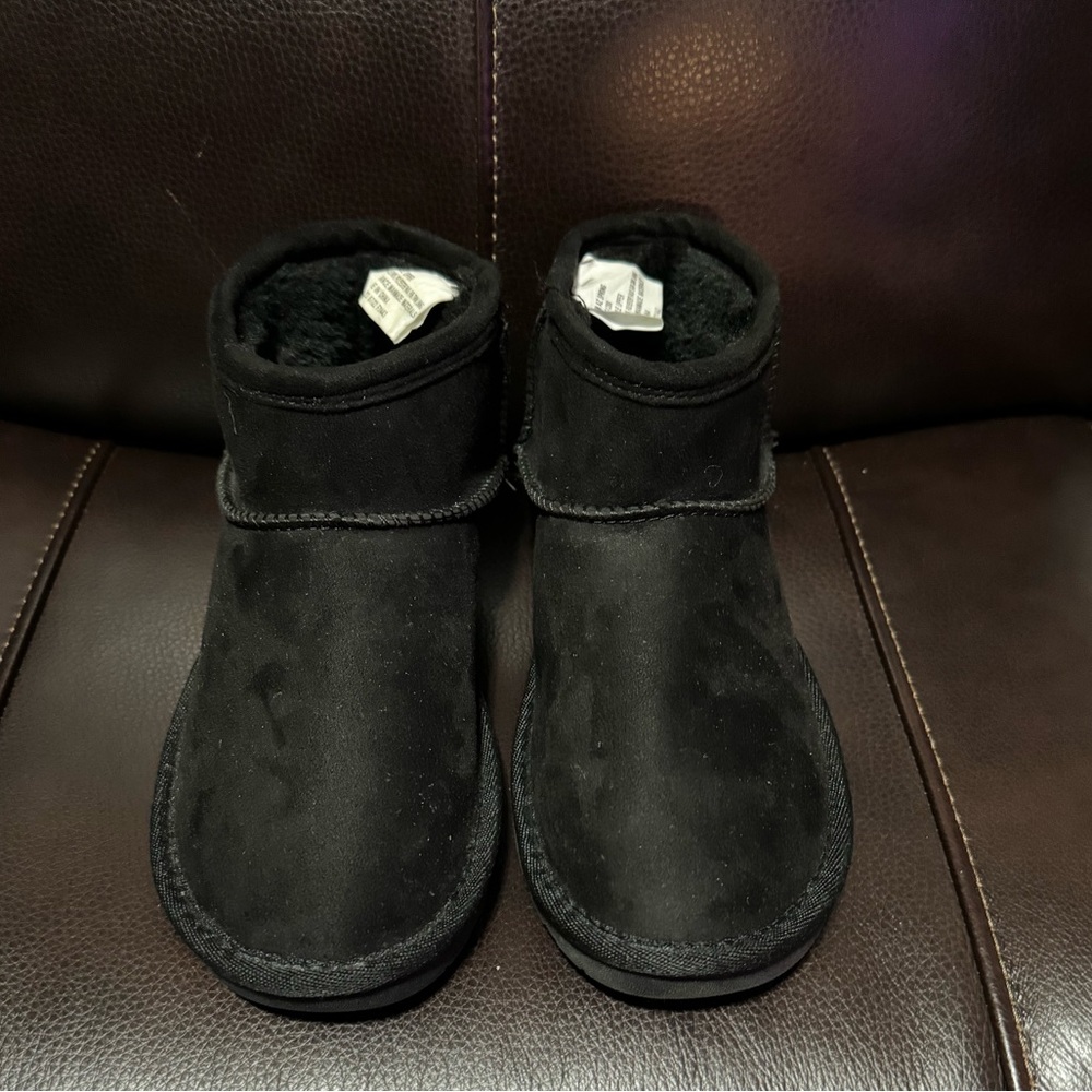 Girl boots